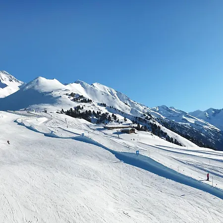 Rosa-6 By Interhome Lägenhet Mayrhofen